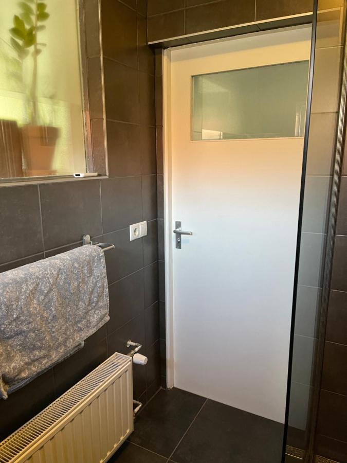 Tilias Hotell Ellewoutsdijk Exteriör bild