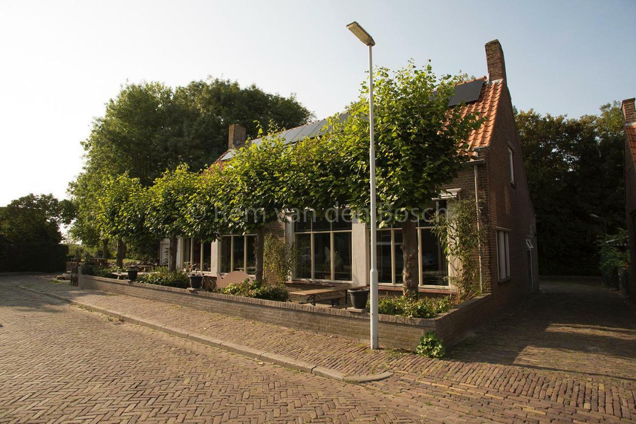 Tilias Hotell Ellewoutsdijk Exteriör bild